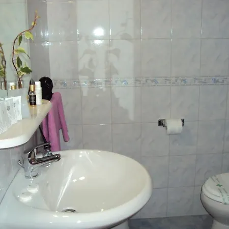 Casa Mira Alojamento de Acomodação e Pequeno-almoço Cagliari